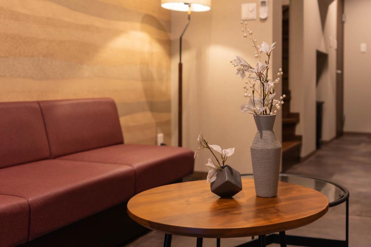Bijou Suites Classic Осака Экстерьер фото